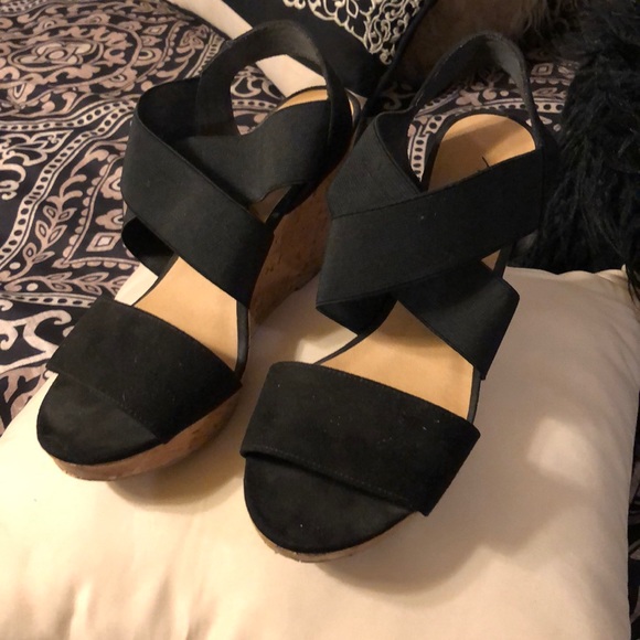 payless shoe stretcher